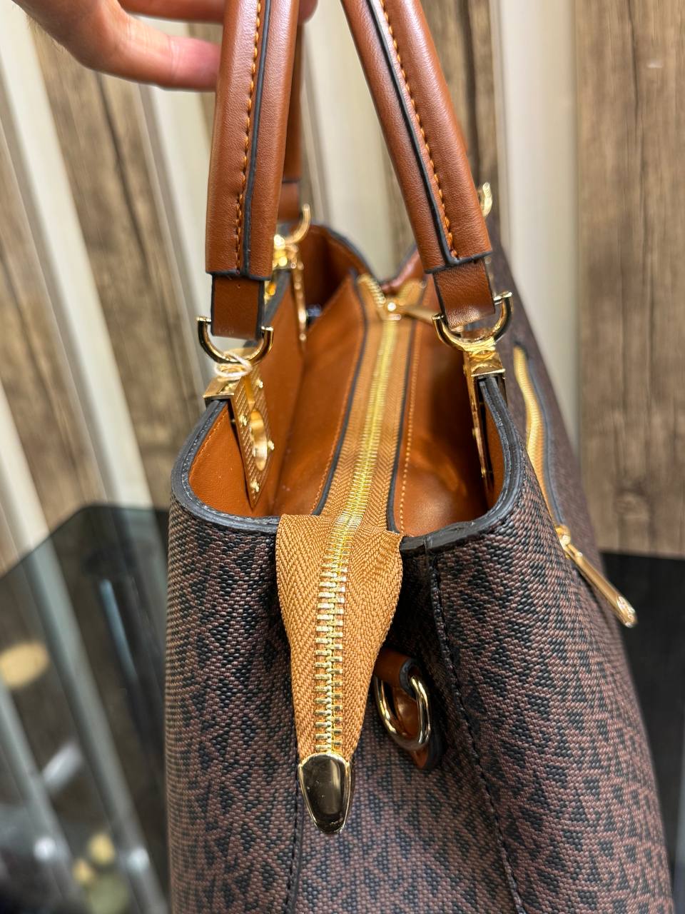 Jet Set Monogram Tote - Зображення 2